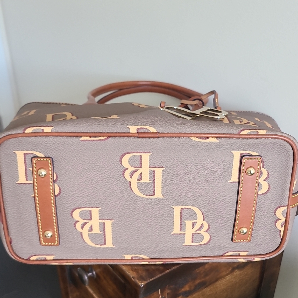 Dooney & Bourke Monogram Tote - Picture 12 of 15